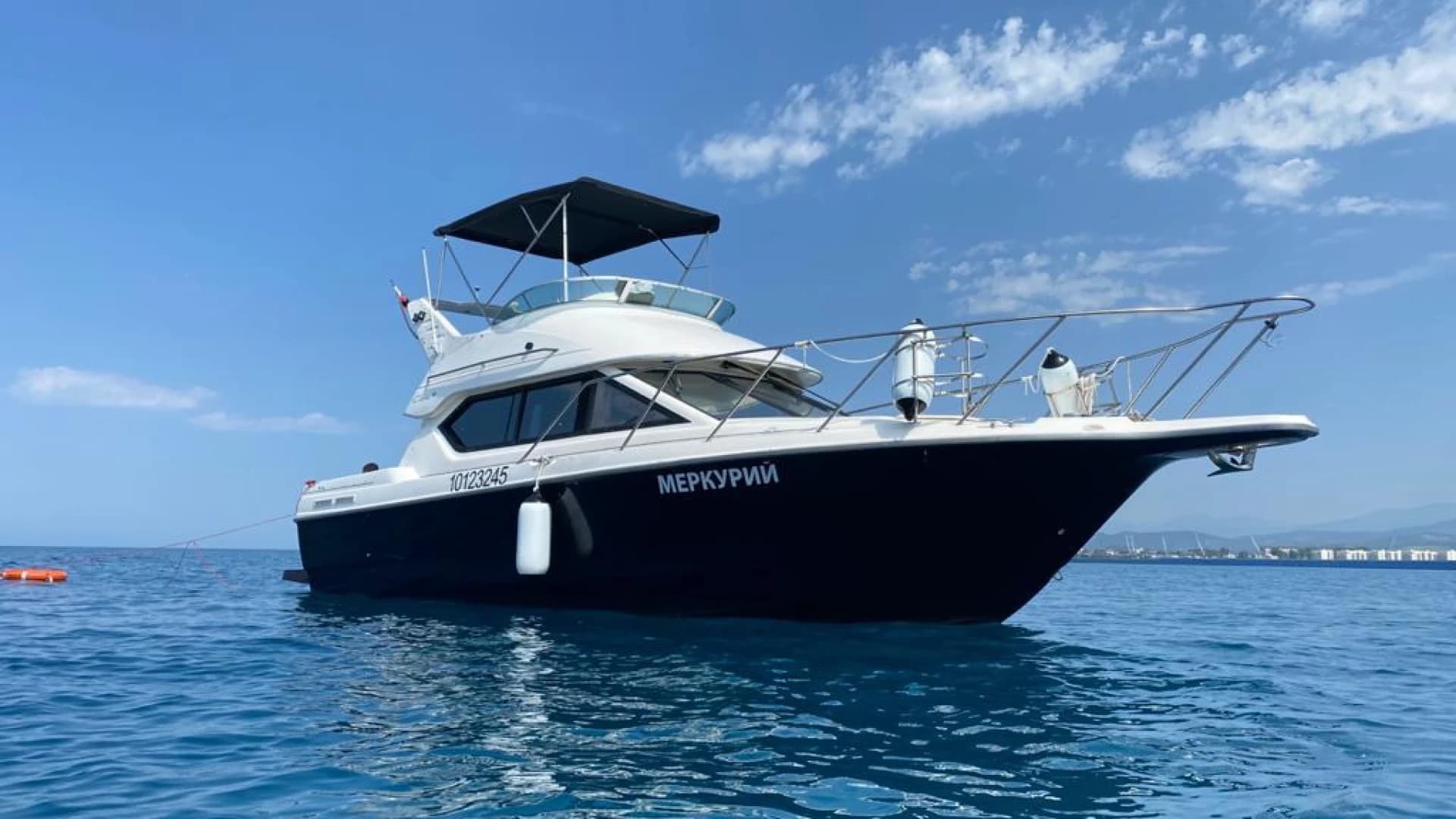 Аренда катера Меркурий. Имеретинский порт