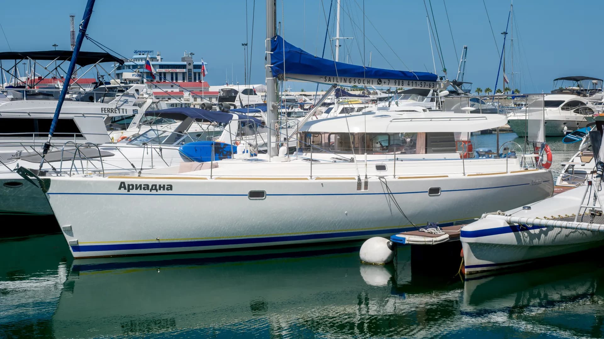 Выходные (3 дня) на парусной яхте “Ариадна” Dufour Atoll 4З