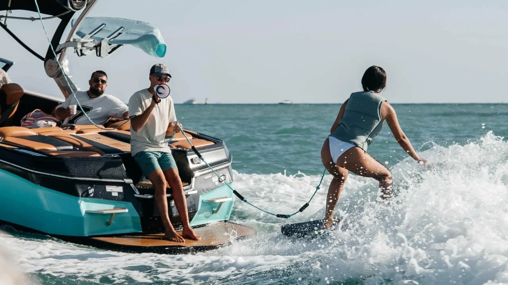 Вейксерфинг в Сочи для любителей экстрима: все включено!