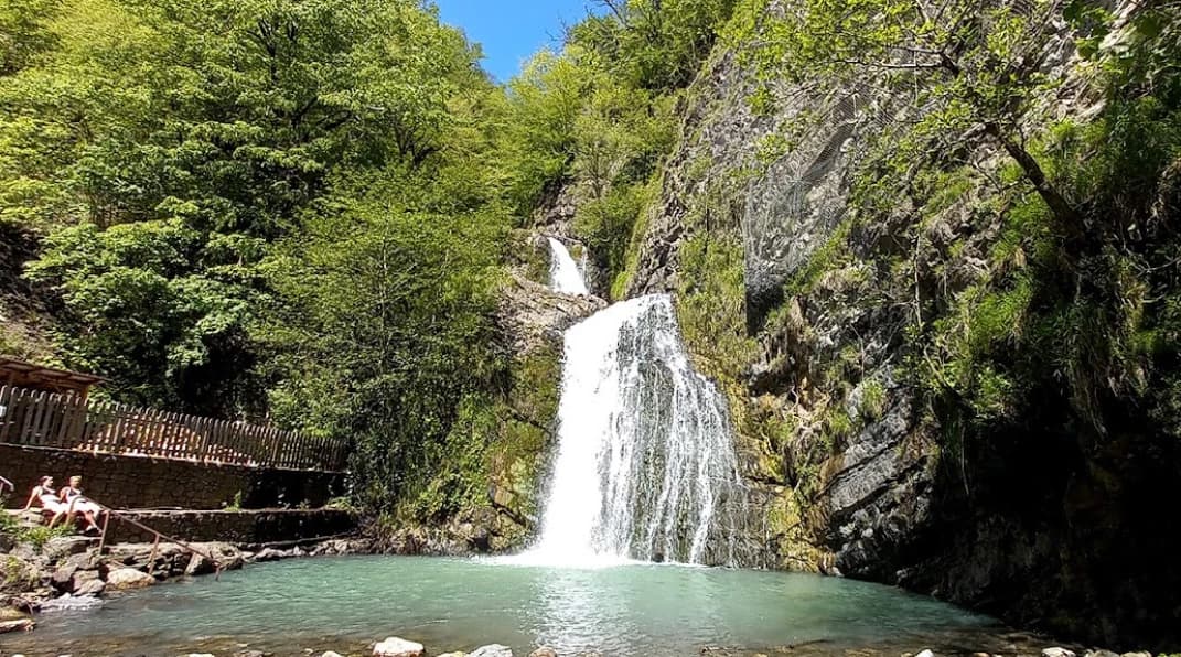 Поход на Змейковские водопады