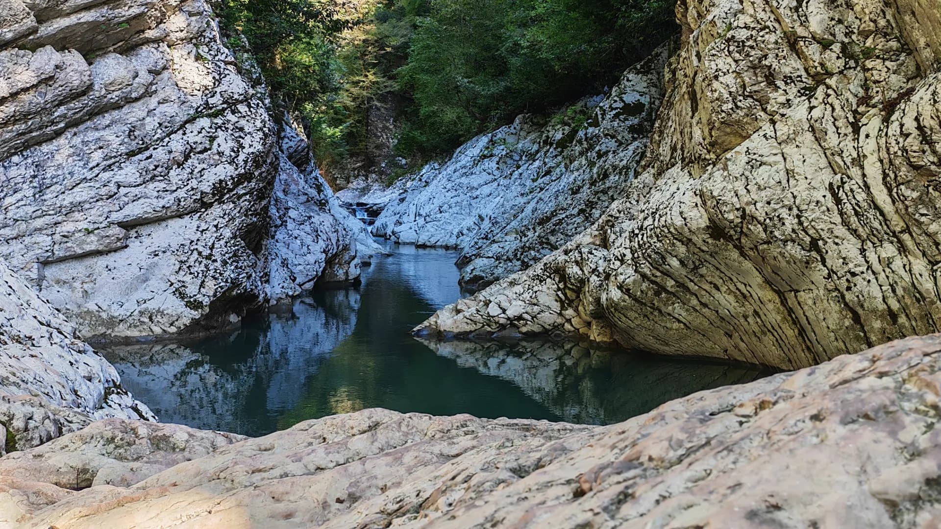 Индивидуальный джип-тур VIP "Красоты Адлера" на внедорожнике премиум-класса