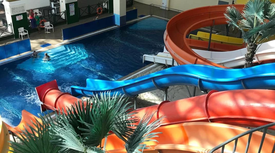 Крытый Аквапарк Mountain Beach со скидкой 25%