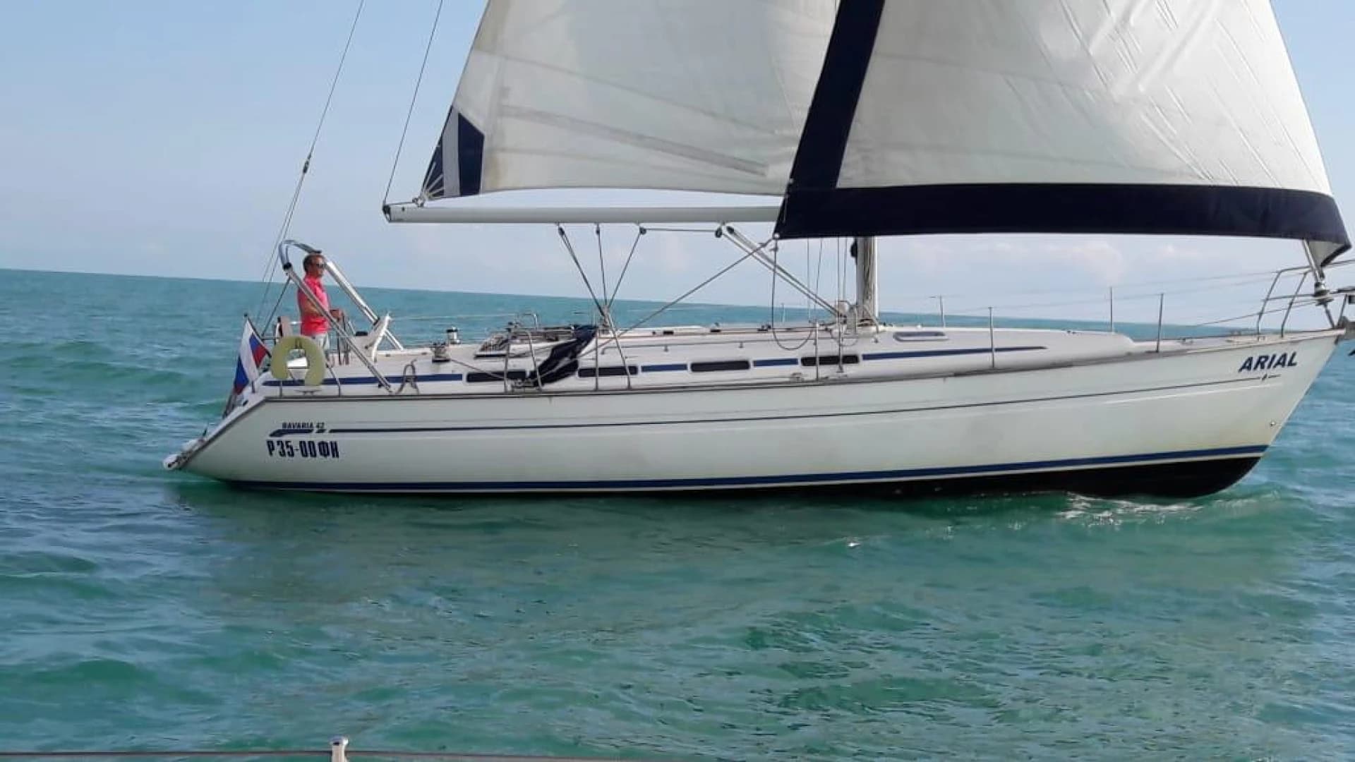 Аренда яхты Ареал. Имеретинский порт